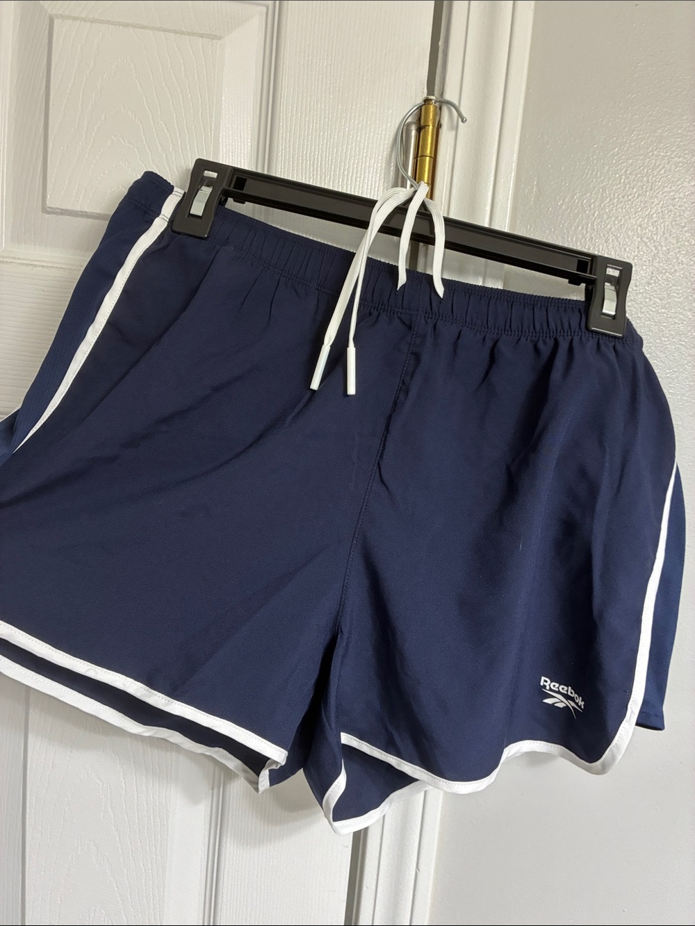 Women’s navy Reebok shorts L.